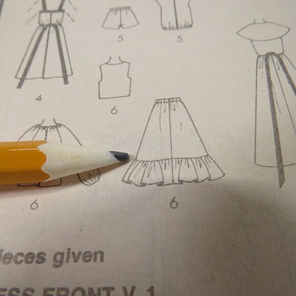 Simplicity 8333 Sewing Pattern 11.5 & 12.5" tall Doll Clothes INCOMPLETE see all - Picture 6 of 16